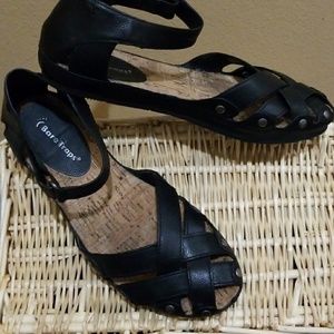 Bare Traps Sandals